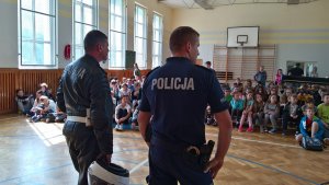 Policjanci w szkole