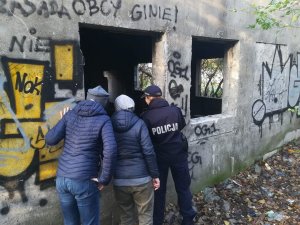 policjanci i osoby