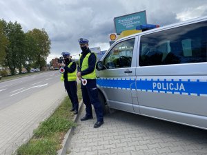 policjanci na ulicy