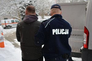 policjant i zatrzymany