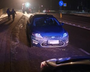 Pojazd, który potrącił nietrzeźwą na przejściu dla pieszych