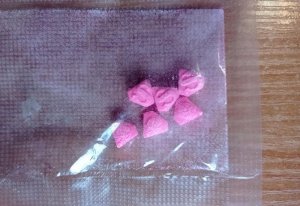 różowe tabletki