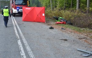 wypadek z udziałem motocyklisty