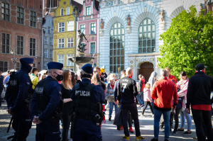 policjanci w trakcie zabezpieczenia finału Ligi Europy