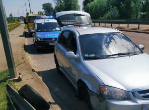 pojazd, któy brał udział w kolizji a kierowca uciekł z miejsca zdarzenia