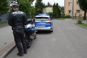 policjanci rd w trakcie służby