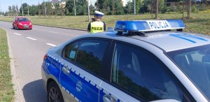 policjant ruchu drogowego w trakcie działań