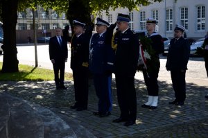 82. rocznica utworzenia Polskiego Państwa Podziemnego i Szarych Szeregów - składanie wieńca