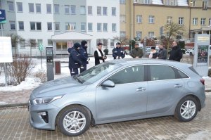 policjanci otrzymali kolejny radiowóz