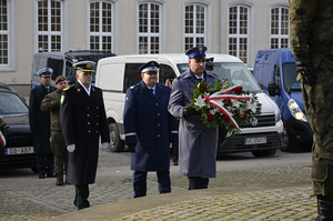 80. rocznica powołania Armii Krajowej Komendant Wojewódzki Policji w Gdańsku nadinsp. Andrzej Łapiński oddał hołd bohaterom tamtego czasu