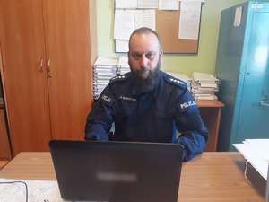 policjanci, którzy odnaleźli 7 latka