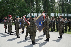 Przy Pomniku Obrońców Wybrzeża na Westerplatte w Gdańsku odbyła się uroczystość Ślubowania klas I Liceum Ogólnokształcącego Mundurowego Spartakus w Gdańsku. Uczestnikiem wydarzenia był nadinsp. Andrzej Łapiński Komendant Wojewódzki Policji w Gdańsku, który jest jednym z ojców chrzestnych nadanego rok temu sztandaru szkoły.