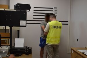 policjanci zatrzymali mężczyznę z narkotykami