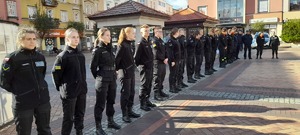 policjanci podczas ćwiczeń