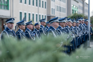 Komendant Wojewódzki Policji w Gdańsku nadinsp. Andrzej Łapiński wziął udział w uroczystej inauguracji roku akademickiego 2022/2023 w Wyższej Szkole Policji w Szczytnie, połączonej z promocją oficerską.