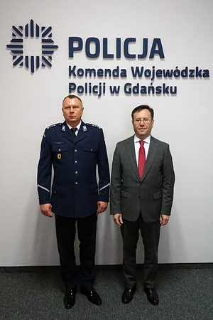 W Komendzie Wojewódzkiej Policji w Gdańsku gościł J.E.Samvel Mkrchian Ambasador Armenii w Polsce. Spotkaniu przewodniczył I Zastępca KWP w Gdańsku insp. Krzysztof Kozelan. Panu Ambasadorowi towarzyszył Konsul Honorowy Republiki Armenii p. Rafał Choma.