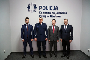 W Komendzie Wojewódzkiej Policji w Gdańsku gościł J.E.Samvel Mkrchian Ambasador Armenii w Polsce. Spotkaniu przewodniczył I Zastępca KWP w Gdańsku insp. Krzysztof Kozelan. Panu Ambasadorowi towarzyszył Konsul Honorowy Republiki Armenii p. Rafał Choma.