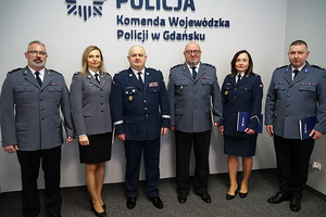 Komendant Wojewódzki Policji w Gdańsku nadinsp. Andrzej Łapiński pożegnał odchodzących na emeryturę zastępców komendantów powiatowych ze Słupska i Wejherowa. Jednocześnie powierzył obowiązki na tych stanowiskach. Mianował także swojego Rzecznika Prasowego.