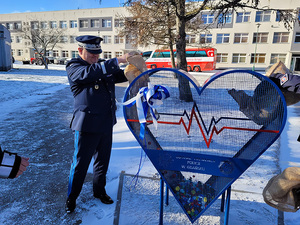 Na terenie OPP w Gdańsku miały miejsce ważne wydarzenia. Pomorscy policjanci przyłączyli się do akcji charytatywnej związanej ze zbieraniem nakrętek w specjalnie przygotowanym na tę okazję Niebieskim Sercu a następnie funkcjonariusze przystąpili do akcji honorowego oddawania krwi na rzecz potrzebujących. Obu przedsięwzięciom przewodniczył Komendant Wojewódzki Policji w Gdańsku nadinsp. Andrzej Łapiński.