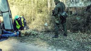 policjanci podczas ćwiczeń