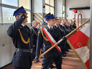 Komendant Wojewódzki Policji w Gdańsku nadinsp. Andrzej Łapiński odpowiadając na zaproszenie Pomorskiego Komendanta Wojewódzkiego PSP nadbryg. Piotra Sochy uczestniczył dzisiaj w uroczystości zorganizowanej przez Komendę Powiatową Państwowej Straży Pożarnej w Pruszczu Gdańskim.