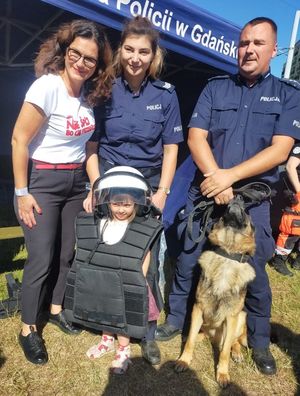 Policjanci podczas festynów