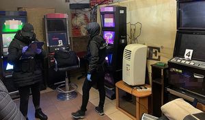 policjanci z KASem zlikwidowali nielegalne salony gier