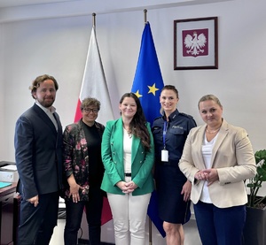 policjantka z Gdańska na spotkaniu w ministerstwie