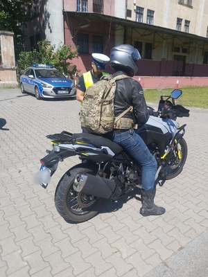 policjanci podczas działań