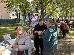 policjanci podczas spotkania