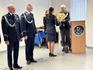 Uroczyste zdanie stanowiska przez Komendanta Powiatowego Policji w Wejherowie insp. Annę Kos