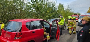 policjanci i inne służby podczas ćwiczeń