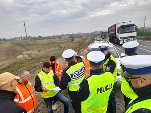 służby podczas pracy komisji