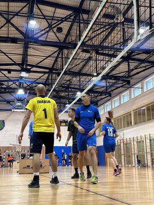 policjanci brali udział w meczu niepodległościowym