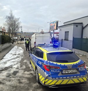 policjanci podczas działań