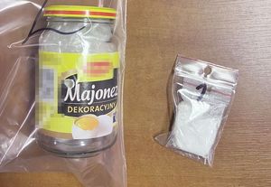 zatrzymany i zabezpieczone substancje