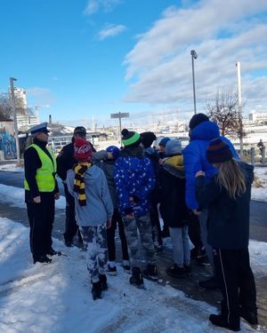 policjanci podczas spotkań