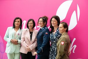 Gala „Kobieta w mundurze” – promocja zawodu i muzyczne akcenty