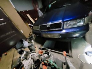 zatrzymany po pościgu jego pojazd oraz wynik testera narkotykowego