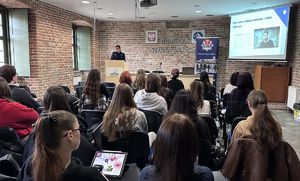 Policjanci spotkali się ze studentami