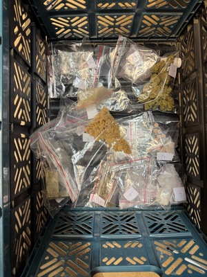 narkotyki w piwnicy jednego z bloków w Tczewie