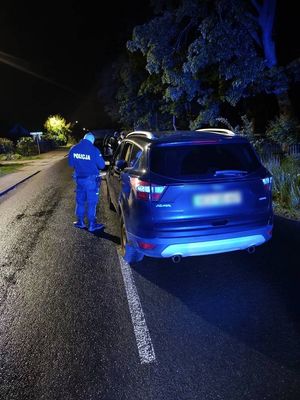 policjanci skontrolowali psuedokibiców