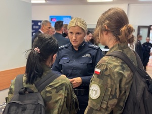 policjanci podczas olimpiady