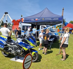 Policjanci promowali służbę podczas Dni Pruszcza Gdańskiego