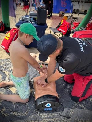 Bezpieczne Wakacje 2025” na plaży w Gdańsku - Brzeźnie