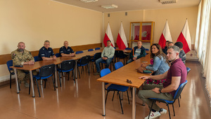 Policjanci ze słupskiej Szkoły Policji wraz z grupą funkcjonariuszy z Chorwackiej Akademii Policji w Zagrzebiu odwiedzili dziś Oddział Prewencji Policji, Samodzielny Pododdział Kontrterrorystyczny Policji oraz Komisariat Wodny Policji w Gdańsku. Chorwaci mieli możliwość zapoznać się ze strukturą, zadaniami oraz wyposażeniem jednostek.