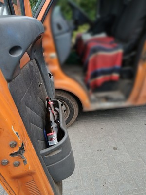 Kierował autem z promilami i sądowym zakazem.