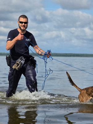ĆWICZENIA PSÓW SŁUŻBOWYCH FORMACJI MUNDUROWYCH