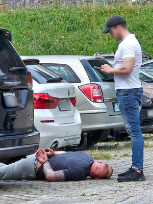 Zatrzymany 30-letni obywatel Danii, który uciekał kradzionym bmw