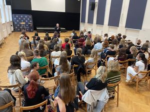 trwają spotkania w ramach przesłuchań do PAT